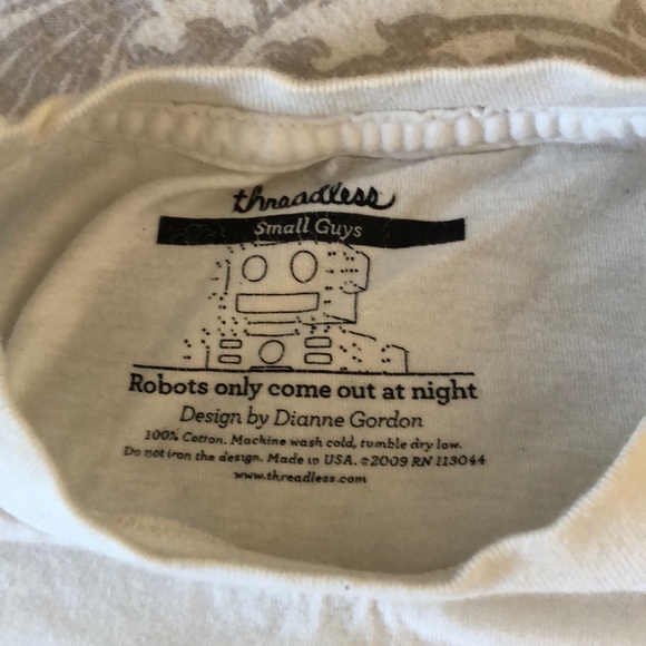 Robot Connect-the-Dots Glow in the Dark Shirt - Picture 3 of 4